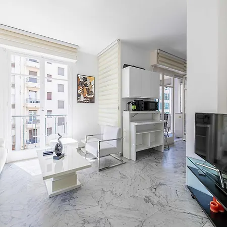 Modern - 2br-4p- Croisette